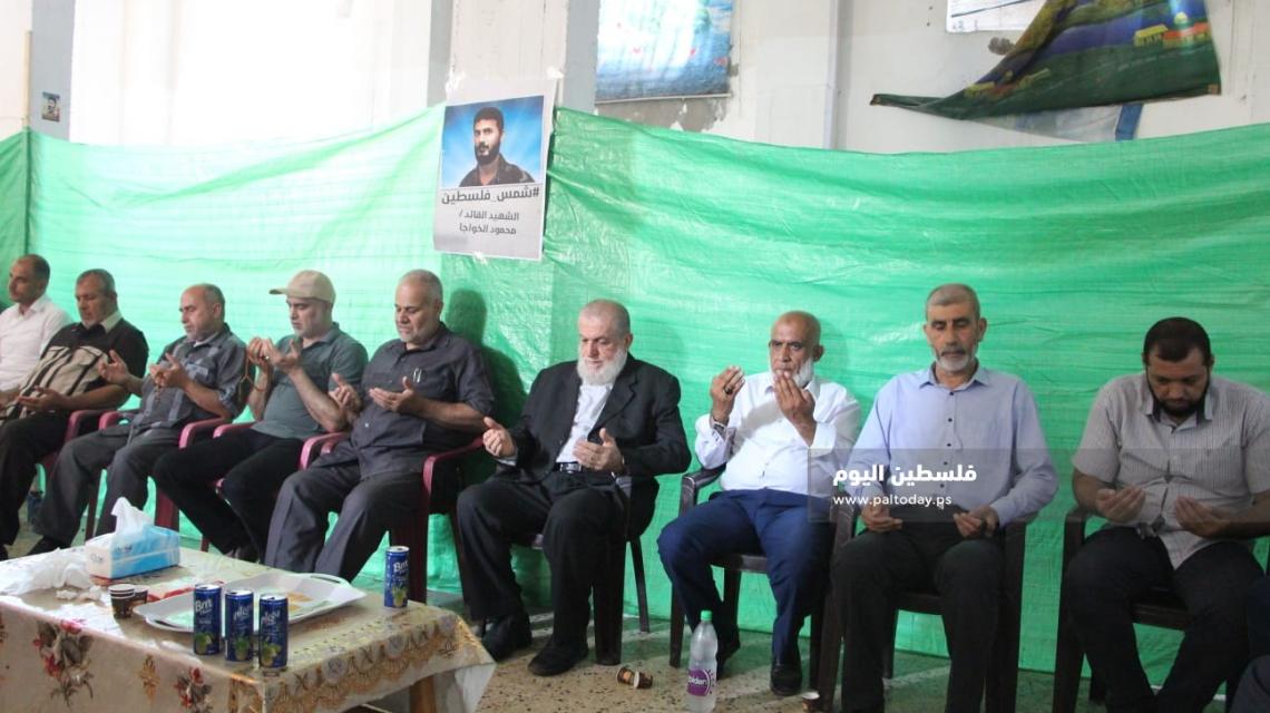 *وفد من قيادة حركة الجهاد الإسلامي في فلسطين يترأسه أعضاء المكتب السياسي للحركة في زيارة عائلة الشهيد القائد محمود الخواجة أبو عرفات*