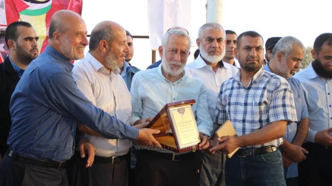 الهيئة الوطنية العليا لمسيرة العودة تكرم المؤسسات الإعلامية والطواقم الطبية في مخيمات العودة