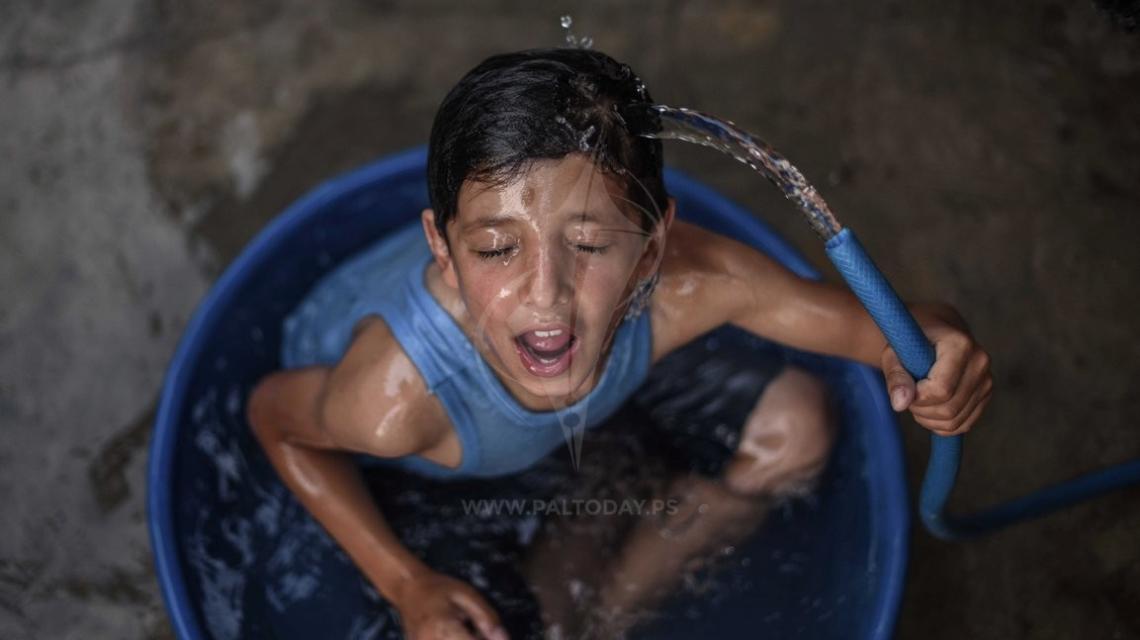 موجة حر شديدة تضرب قطاع غزة فى رمضان