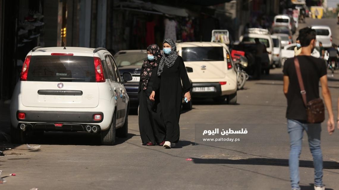 الحياة تعود إلى شوارع مدينة غزة بعد تخفيف الإجراءات الحكومية