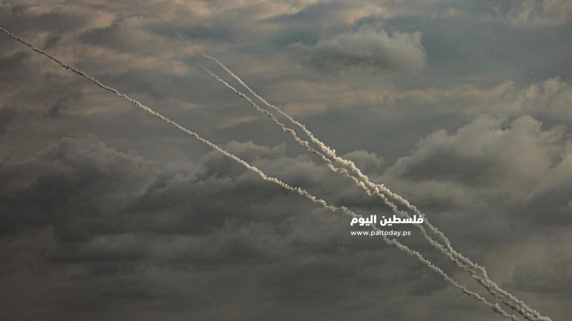 سرايا القدس تواصل اطلاق الرشقات الصاروخية باتجاه مغتصبات العدو في غلاف غزة
