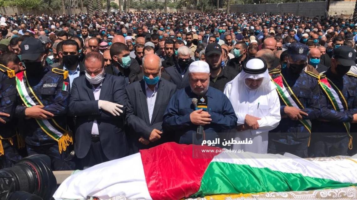 جنازة عضو المكتب السياسي لحركة حماس الراحل أحمد الكرد في دير البلح وسط قطاع غزة