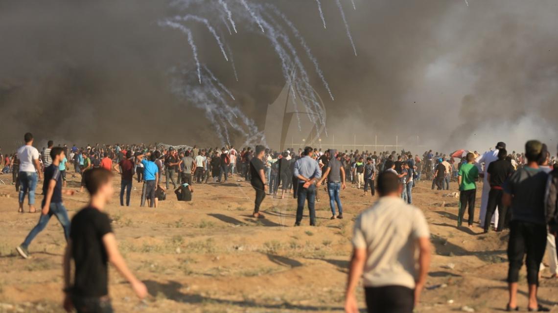 الفلسطينيون يشاركون في جمعة الوفاء لأطفالنا الشهداء