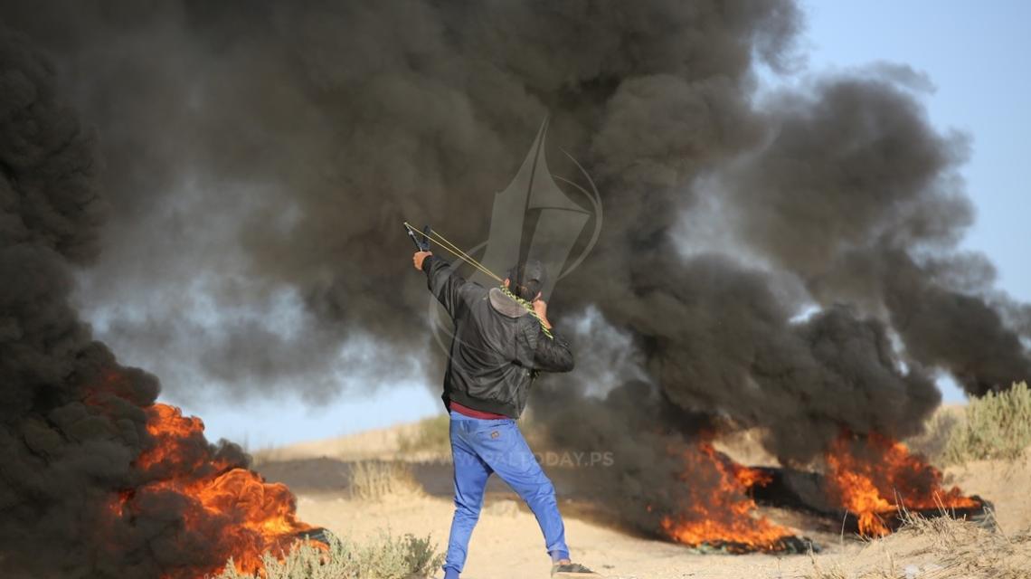 مواجهات بين الشبان وقوات الاحتلال خلال المسير البحري الـ14 شمال قطاع غزة
