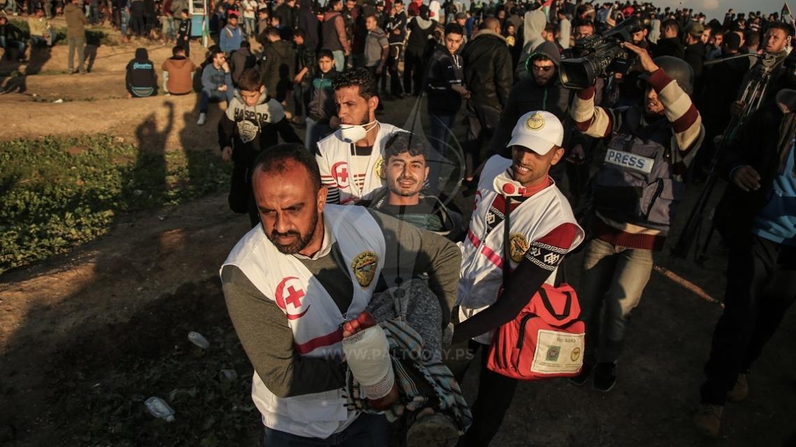 جماهير حاشدة تشارك في الجمعة الـ 39 لمسيرة العودة على حدود غزة