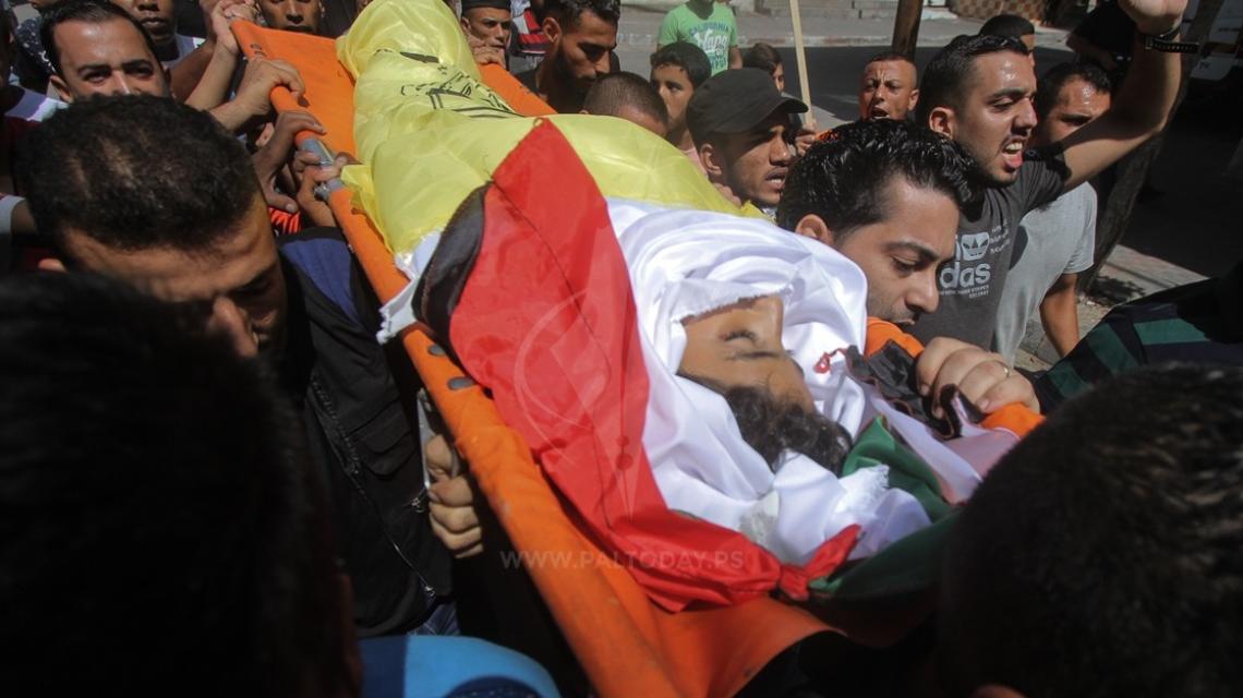 جماهير غفيرة تشيع جثمان الطفل شادي عبدالعال من مشروع بيت لاهيا