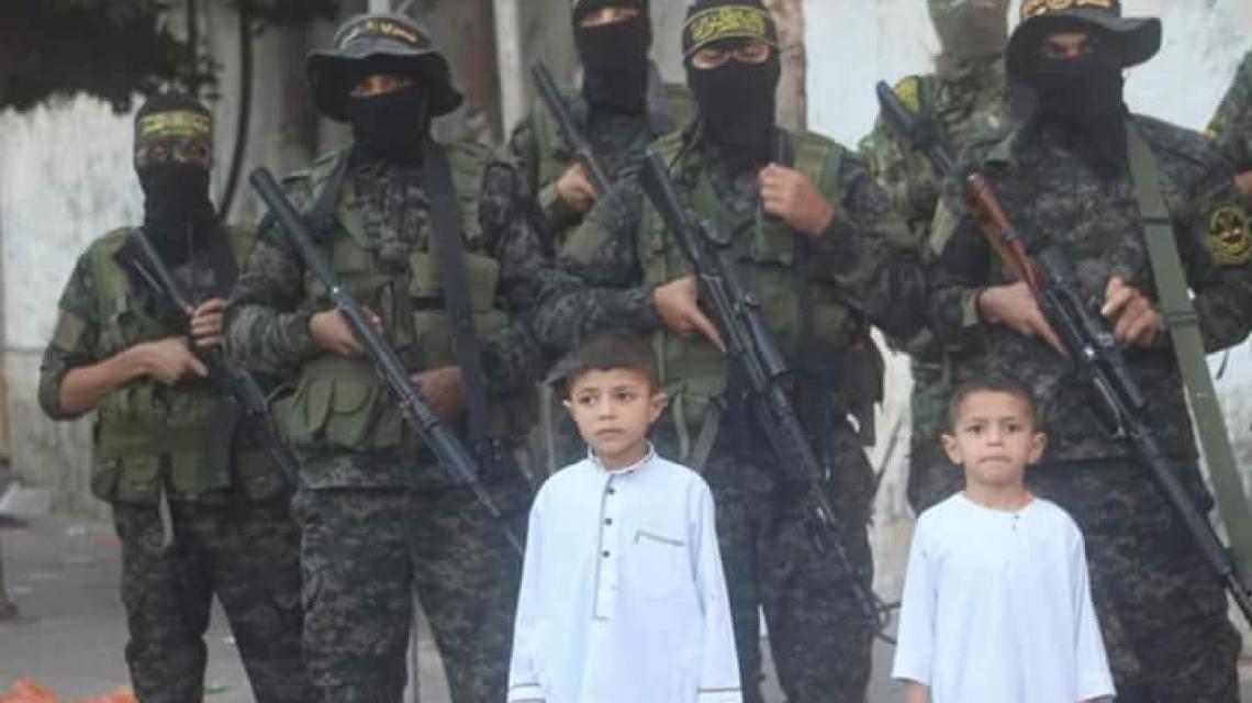  سرايا القدس تشارك المواطنين فرحة العيد المبارك