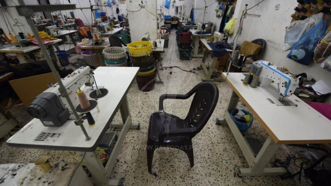  شلل عام يصيب حركة المصانع وحركة البناء بعد اغلاق معبر كرم ابو سالم وتوقف التصدير