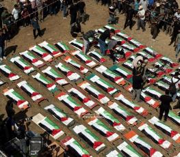 غزة تنظم أكبر جنازة لتشييع 120 شهيداً من عائلتي الحساينة وأبو شريعة (7).jpeg