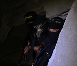 سرايا القدس تقضي رباطها في ليلة السادس من رمضان بالدعاء والصلاة ‫(30963101)‬ ‫‬