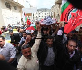 خاص فلسطين اليوم..تشييع شهيدي عنبتا شرقي طولكرم بمشاركة آلاف المواطنين