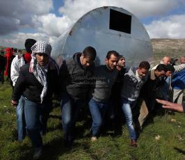 خاص فلسطين اليوم.اعتقالات وإصابات بالاختناق في "المناطير" قرب نابلس