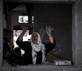 قصف منازل المواطنين فى مدينة بيت حانون2014