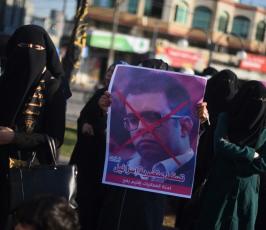 وقفة لدائرة العمل النسائي برفح دعما واسنادا لعوائل الاسرى (7)