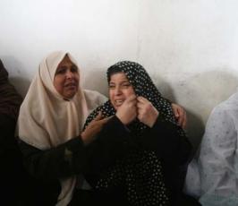 عدسة فلسطين اليوم.. شاهد صور وداع الشهيد على حجازي من قبل ذويه