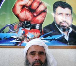 « فلسطين اليوم » تلتقط صوراً من الاعتصام التضامني لمهجة القدس مع الأسرى اليوم