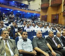 مؤتمر علمى بالجامعة الاسلامية بحضور بروفسور امريكى مناهض لإسرائيل