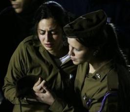 بالصور ..« إنهم يألمون كما تألمون » ... يدفنون قتلاهم في « إسرائيل »