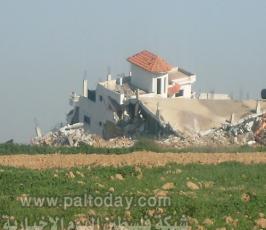 عدسة « فلسطين اليوم » تلتقط مشاهد للعدوان البري والجوي للاحتلال شرق خان يونس 