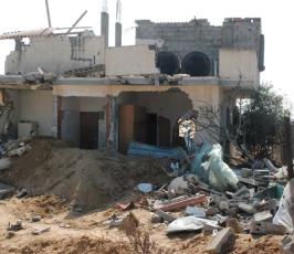 عدسة فلسطين اليوم تلتقط مشاهد من اثار الدمار الاسرائيلي على جحر الديك وسط القطاع