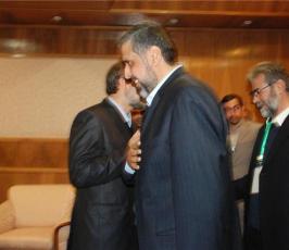 بالصور: وفد الجهاد الإسلامي برئاسة الامين العام للحركة يواصل لقاءاته من المسؤلين على هامش مؤتمر إيران