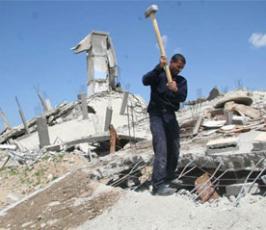 عدسة فلسطين اليوم تتجول بين المنازل المدمرة شمال القطاع