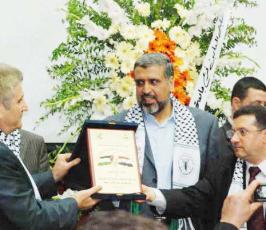 عدسة « فلسطين اليوم » تتجول مع الأمين العام لحركة الجهاد الإسلامي في جامعة حلب