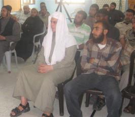 بالصور:اللجنة الدعوية لحركة الجهاد تكرم فوجا من الدعاه والخطباء بمدينة رفح