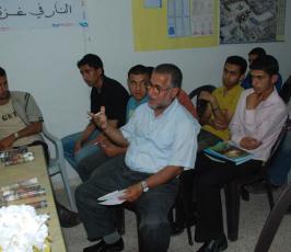 بالصور :: وفد من حركة التضامن الدولي بزيارة للتجمع الإعلامي الفلسطيني بخانيونس