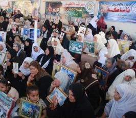 بالصور:الإعتصام الإسبوعي لذوي الاسرى أمام مقر الصليب الأحمر بغزة