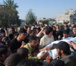 بالصور :: جنازة الشهيدين  جاسر و صالح اللذين استشهدا أثناء تأديتهما لمهمة جهادية جنوب القطاع .