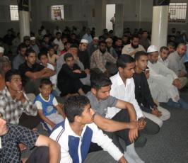 بحضور قيادات من الجهاد .. جمعية إقرأ الخيرية تكرم ثلةً من حفظة كتاب الله بخان يونس