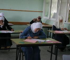 عدسة « فلسطين اليوم » ترافق طلبة الثانوية العامة بقطاع غزة في أول يوم للامتحانات