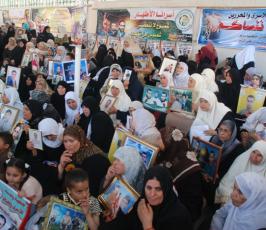 عدسة« فلسطين اليوم »ترافق أهالى الأسرى إعتصامهم الأسبوعى بمقر الصليب الأحمر بغزة