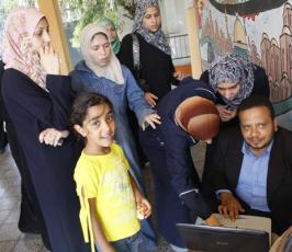 عدسة « فلسطين اليوم » تعايش فرحة الناجحين في امتحانات الثانوية العامة 