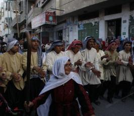 بالصور.. زفاف شقيقين في خيمة بعد تدمير منزلهما في الحرب الاخيرة في بيت حانون‏