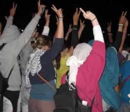 « فلسطين اليوم » تدعم بعدستها صمود أهالي حي الشيخ جراح في القدس المحتلة وترصد المواجهات التي دارت مع شرطة الاحتلال‏