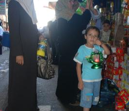 بالصور:: أجواء شهر رمضان المبارك بمدن وقرى قطاع غزة