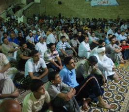 بالصور:: صلاة التراويح بالمسجد العمرى الكبير بمدينة غزة