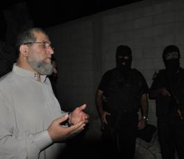 الشيخ نافذ عزام عضو المكتب السياسي لحركة الجهاد الإسلامي يقوم بزيارة للمرابطين على الثغور خلال شهر رمضان