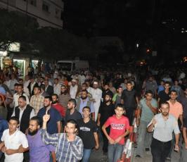 مسيرة جماهيرية لحركة الجهاد الإسلامي تنديدا بما يجري في المسجد الأقصى