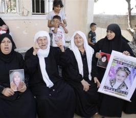عدسة « فلسطين اليوم » تشارك عائلة الزق بالفرحة بعد سماعها نبأ الإفراج عن الأسيرة فاطمة الزق وطفلها يوسف أصغر أسير في العالم‏