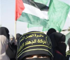 عدسة « فلسطين اليوم » ترافق دائرة العمل النسائي لحركة الجهاد الإسلامي وهي تستعد لاستقبال الاسيرة فاطمة الزق