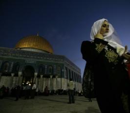 عدسة « فلسطين اليوم » تعيش مع المرابطين داخل المسجد الأقصى والحرم القدسي المبارك 