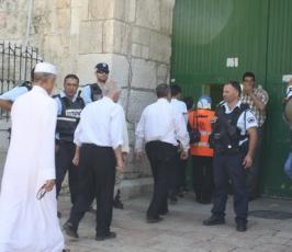 عدسة « فلسطين اليوم » ترصد اللحظات التي سبقت اعتقال الاحتلال للشيخ كمال الخطيب