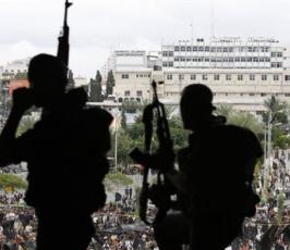 بالصور:: عشرات الآلاف من جماهير الجهاد تحتشد في المهرجان السنوي الرابع عشر في ذكرى استشهاد مؤسسها الدكتور فتحي الشقاقي