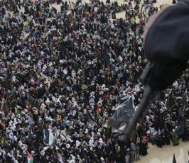 بالصور : سيول بشرية تشارك في مهرجان انطلاقة الجهاد الإسلامي الجهادية