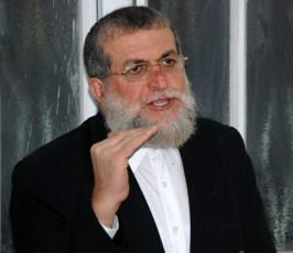 بالصور قادة الجهاد يكرمون اللجان التنظيمية لإقليم الوسطى بالنصيرات بعد مهرجان الانطلاقة والشقاقي