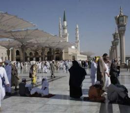 عدسة فلسطين اليوم تلتقط صور  حجاج بيت الله الحرام في المدينة المنورة