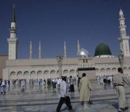 عدسة فلسطين اليوم تلتقط صور  حجاج بيت الله الحرام في المدينة المنورة